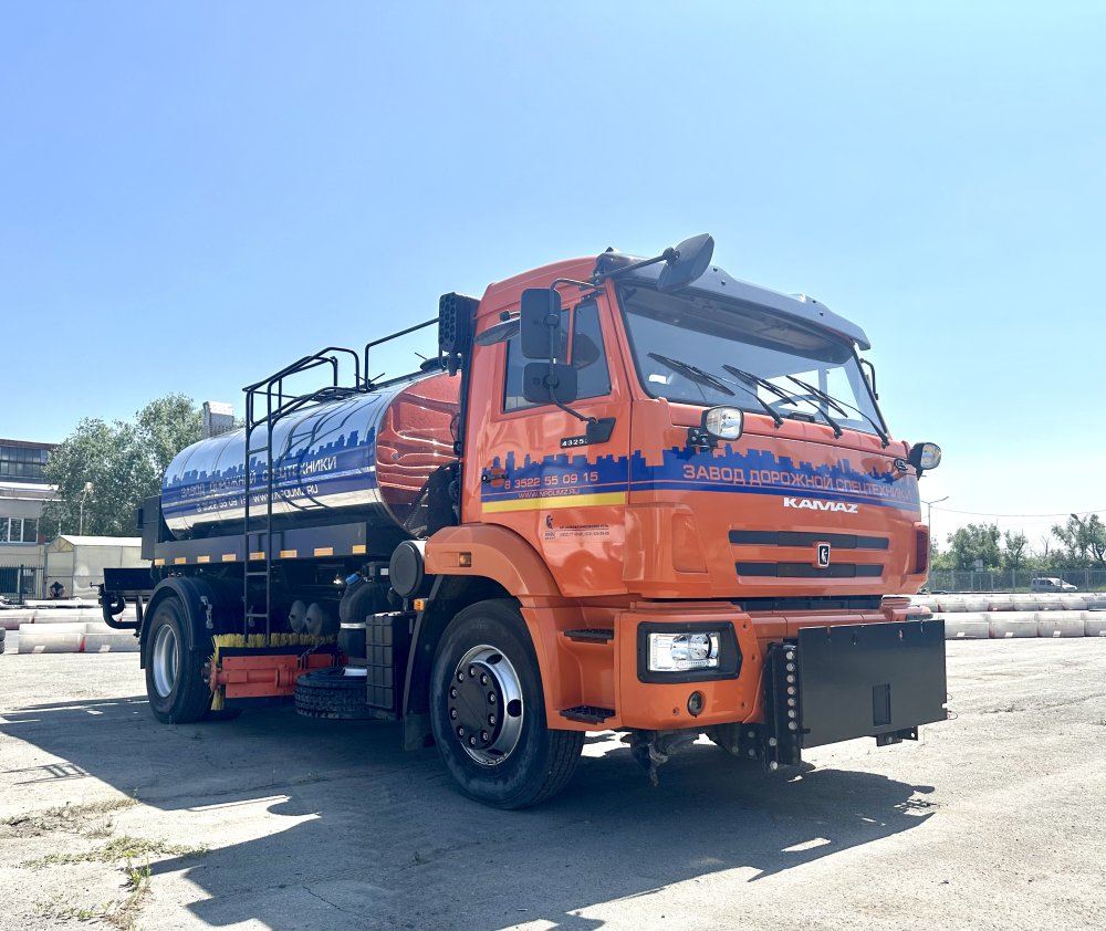 Автогудронатор комбинированный КАМАЗ 43253 